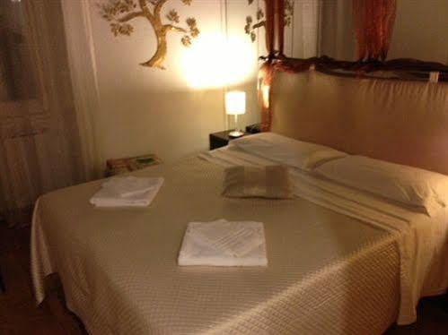Navona First Rooms Rome Exterior photo