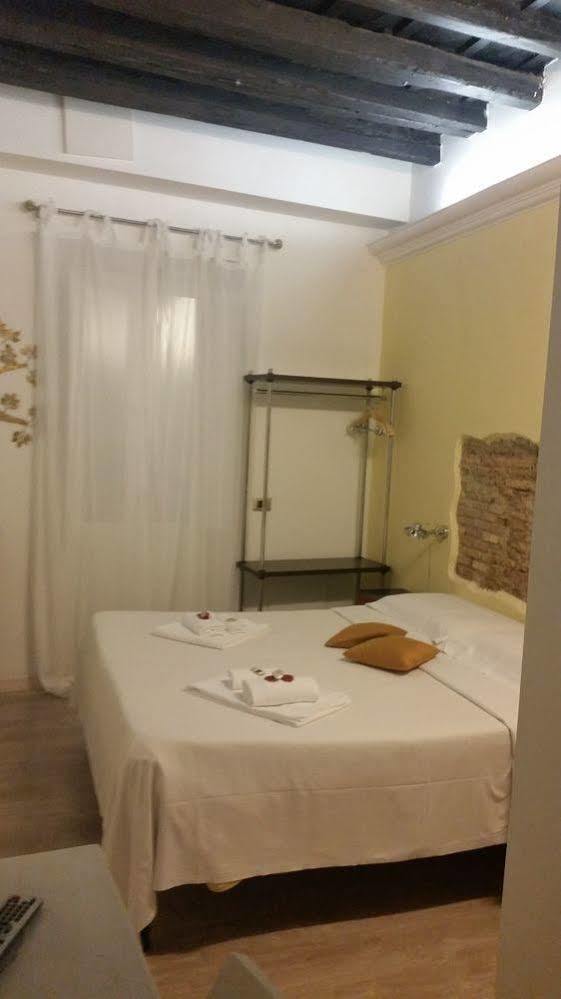 Navona First Rooms Rome Exterior photo